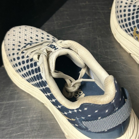 Hoka One One Rincon Size 7.5 Women - Picture 8 of 11